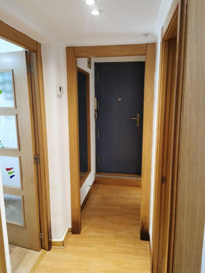 Bajo Al Lado Del Ayuntamiento Apartment Сантандер Екстериор снимка
