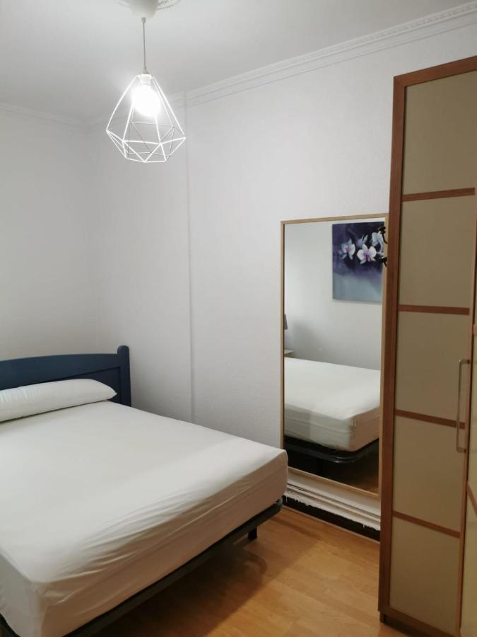 Bajo Al Lado Del Ayuntamiento Apartment Сантандер Екстериор снимка
