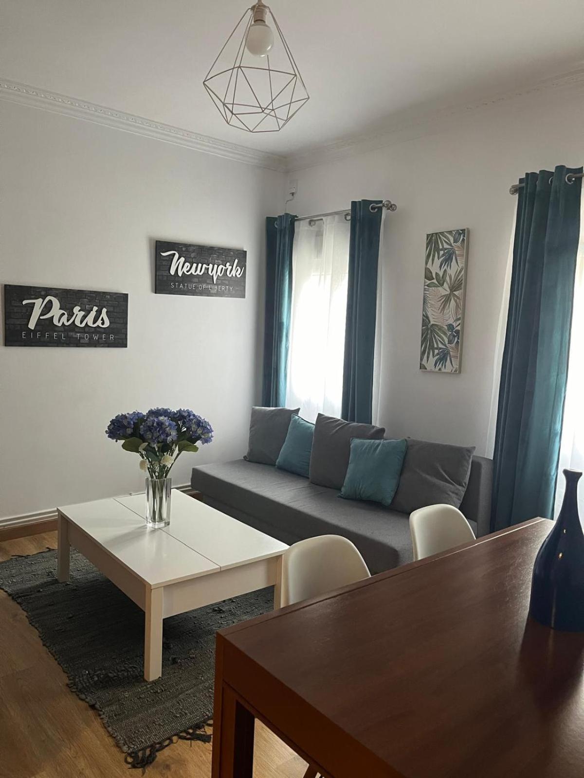 Bajo Al Lado Del Ayuntamiento Apartment Сантандер Екстериор снимка