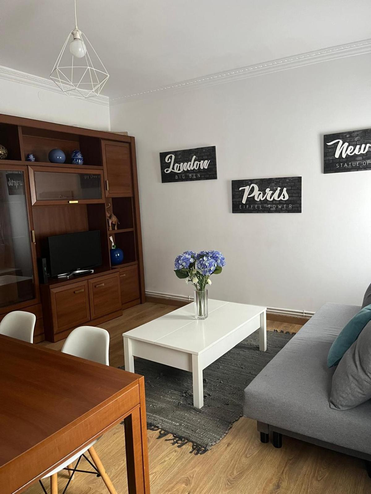 Bajo Al Lado Del Ayuntamiento Apartment Сантандер Екстериор снимка
